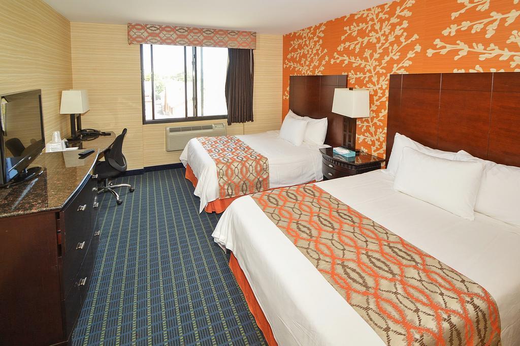 Corona Hotel New York - Laguardia Airport Bagian luar foto