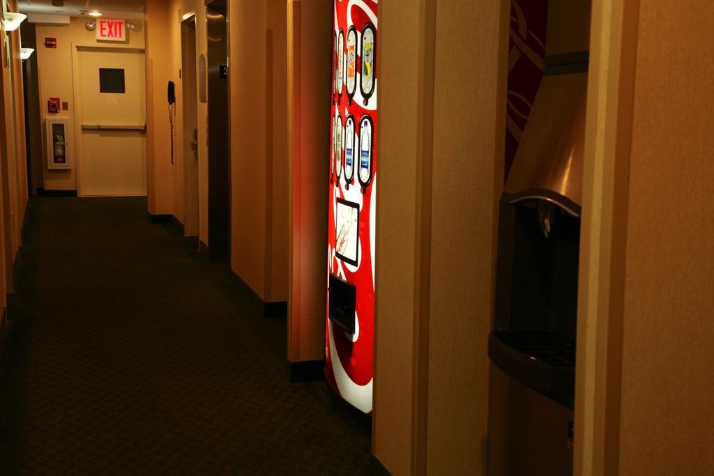 Corona Hotel New York - Laguardia Airport Bagian luar foto