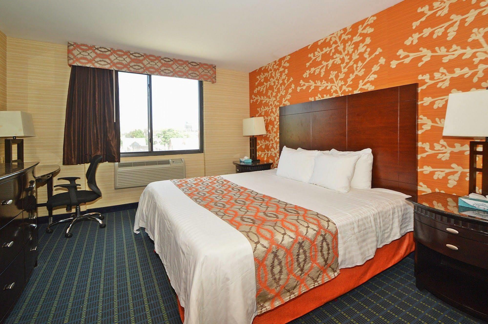 Corona Hotel New York - Laguardia Airport Bagian luar foto